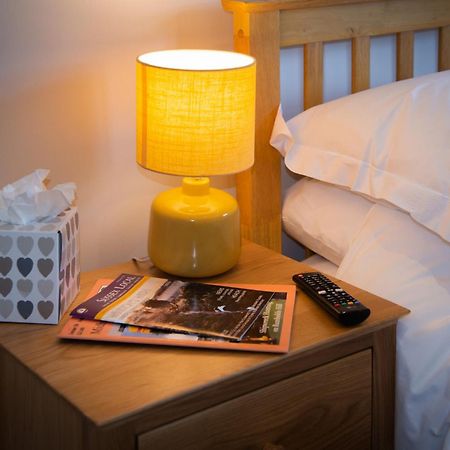 Hotel The Blue Bell Midhurst Zimmer foto